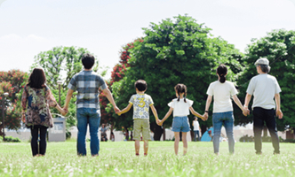 小さいお子様～ご高齢の方まで幅広く診察